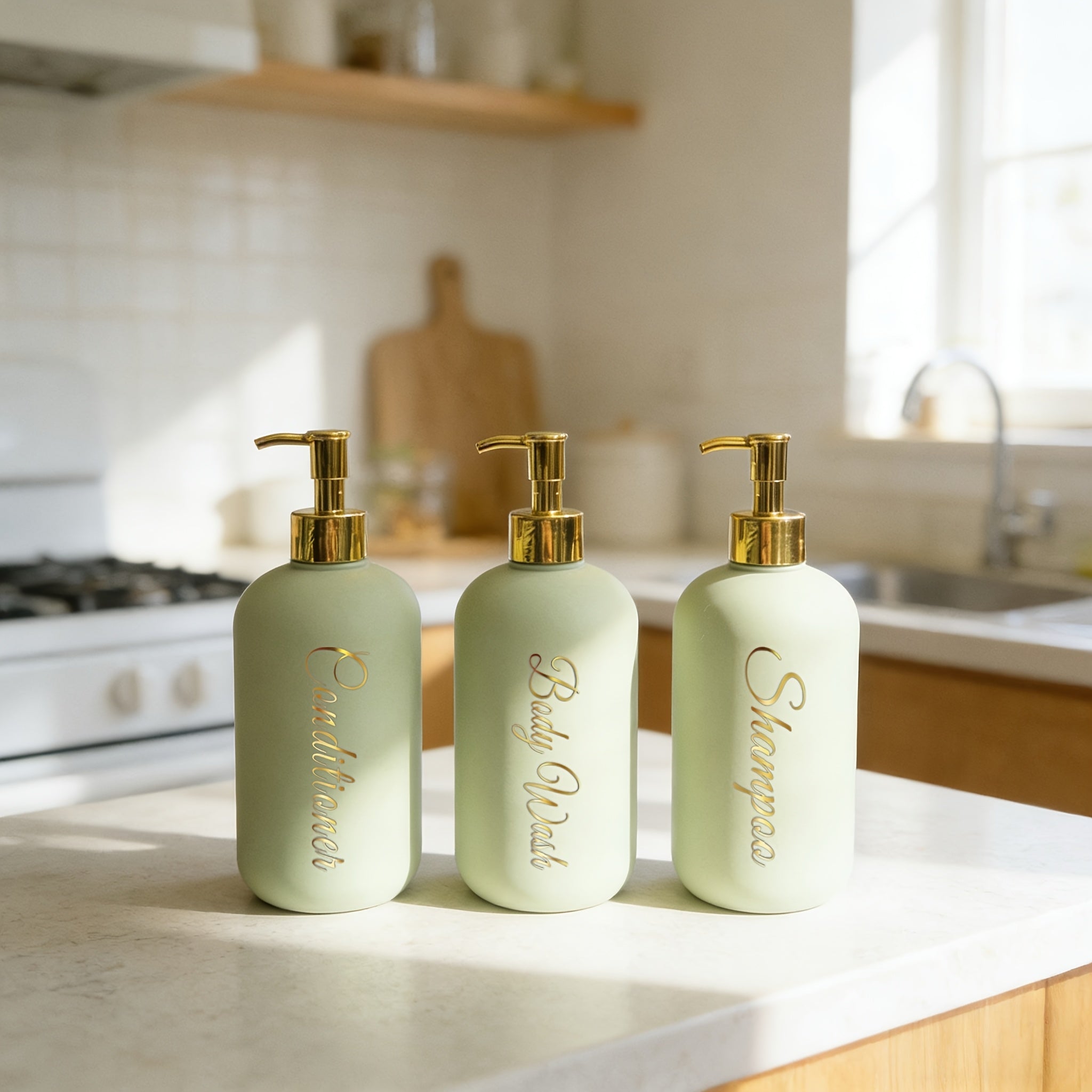 3pcs - a Set of Shampoo, Body Wash And Hair Conditioner in Separate Bottles, Press-And-Dispense Type Lotion Bottles, Luxurious Golden Elements