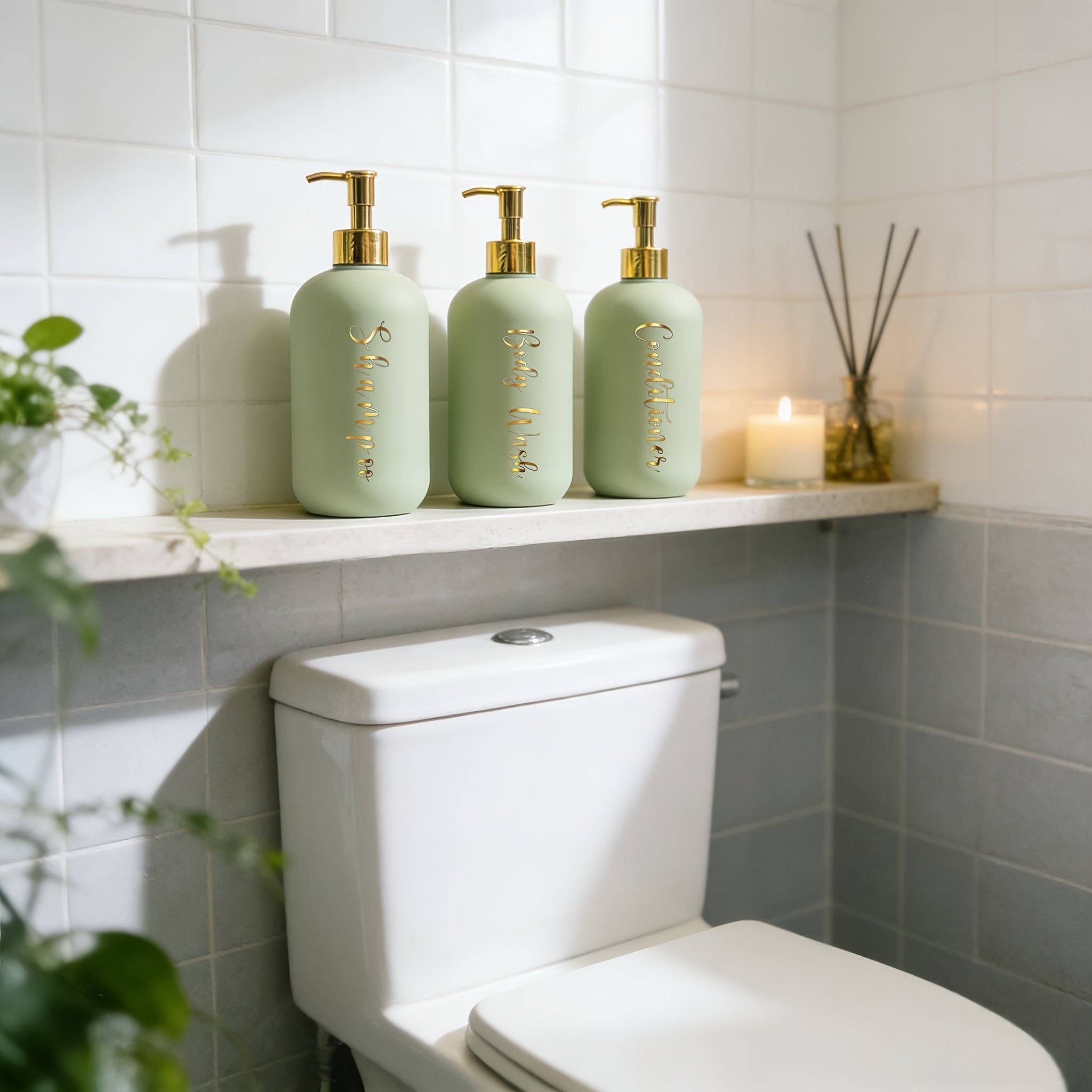 3pcs - a Set of Shampoo, Body Wash And Hair Conditioner in Separate Bottles, Press-And-Dispense Type Lotion Bottles, Luxurious Golden Elements